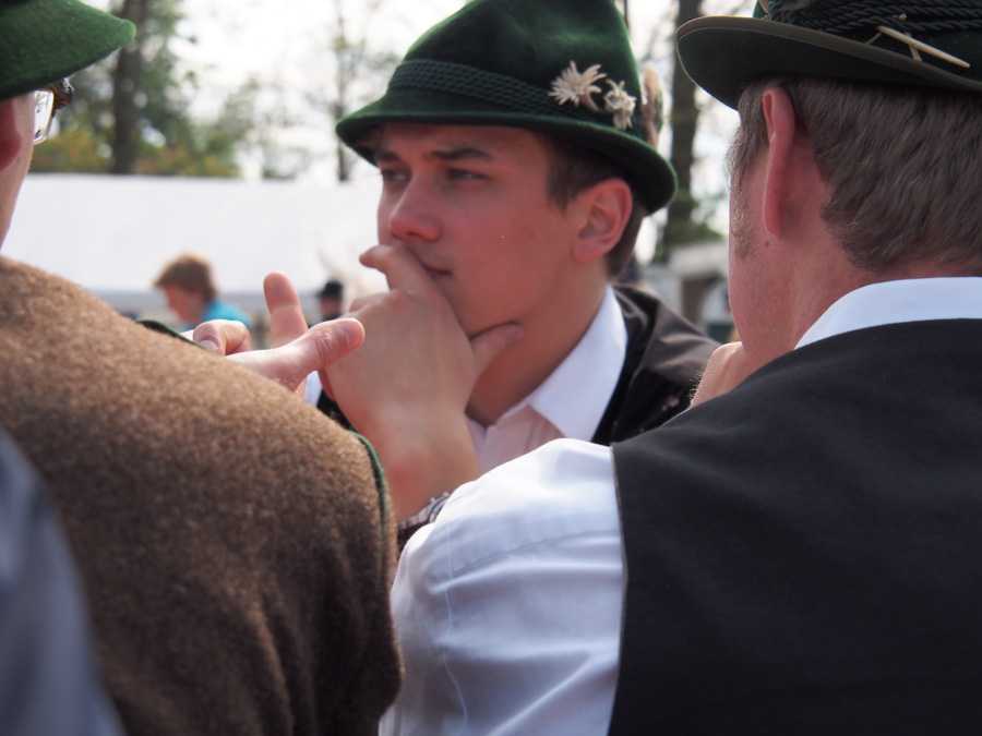 maibaum_aufstellen_rosenheim_115