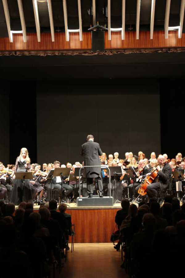 Großes Konzert der erlesenen oper e.V. im KU'KO