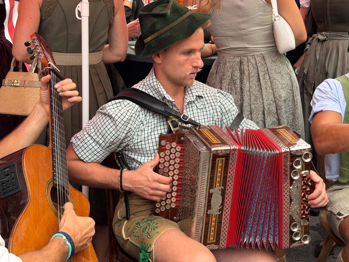 beo-wiesn-warm-up-credit-stadttipps-rosenheim-031