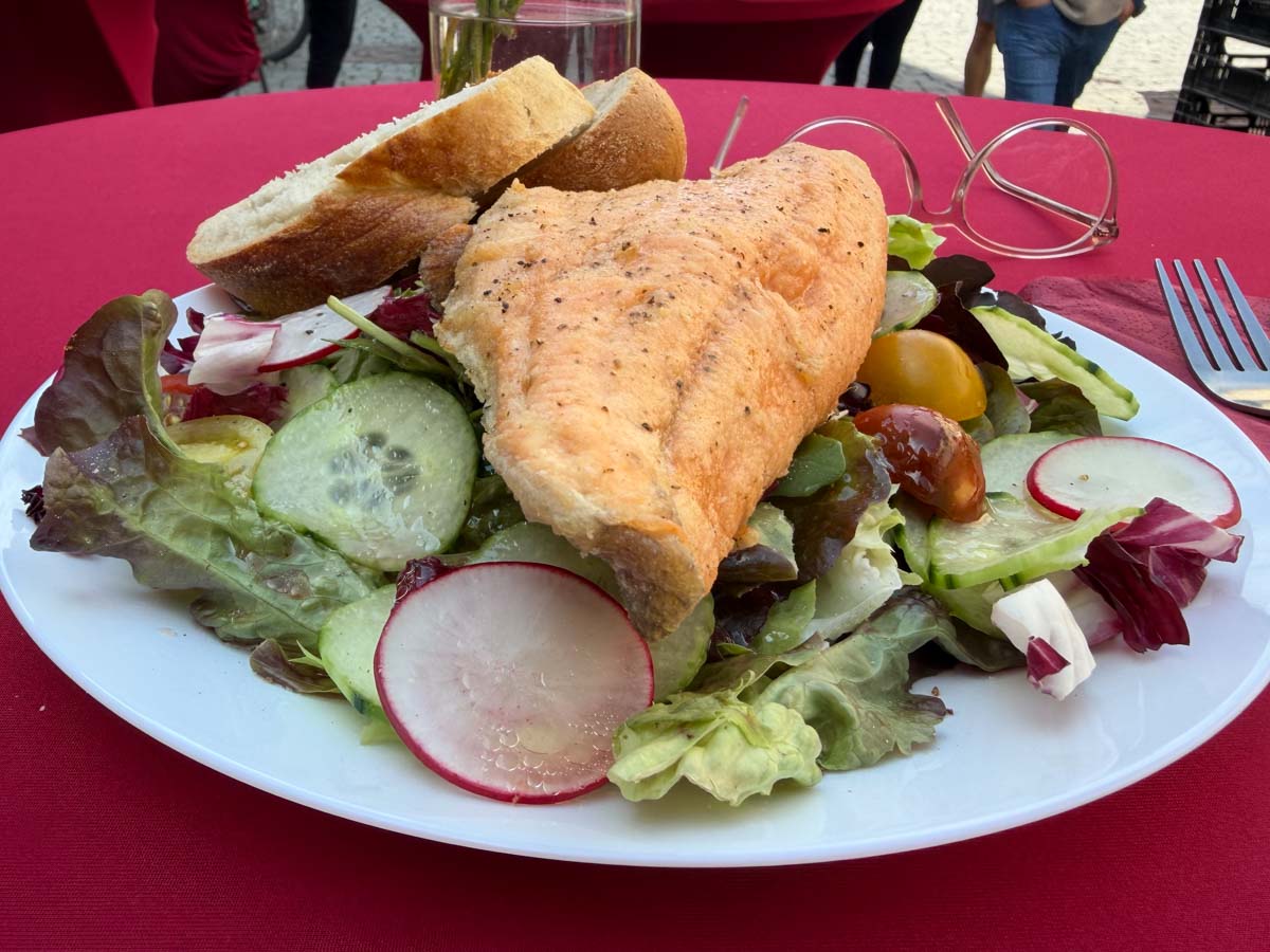 salat mit forelle credit stadttipps rosenheim 03