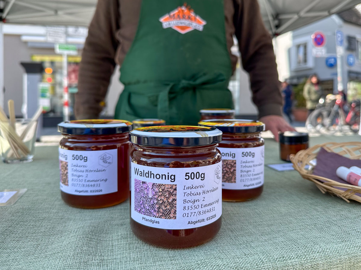imkerei-tobias-hoernlein-gruener-markt-rosenheim-03