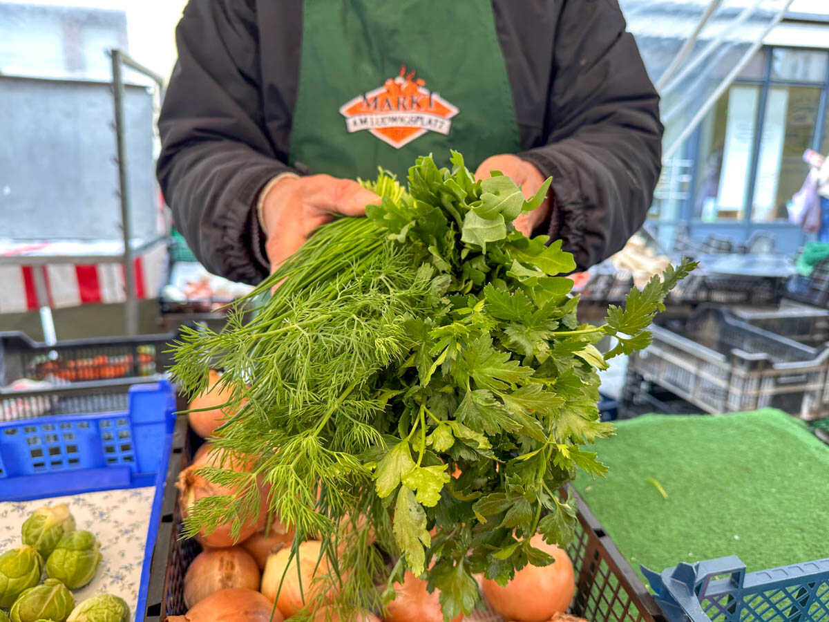 Grüner Markt Kräuter©Stadttipps Rosenheim