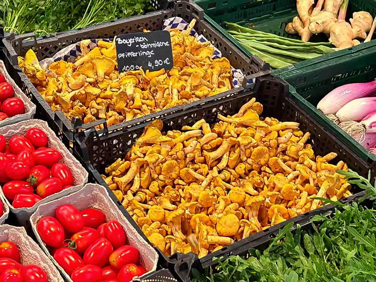 Obst und Gemüse vom Grünen Markt am Ludwigsplatz