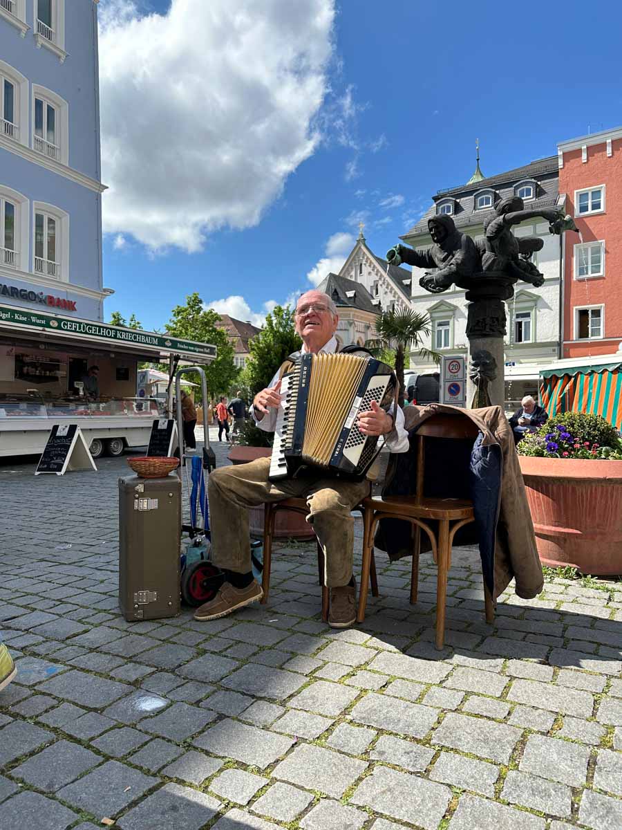 Grüner Markt Musikalischer Frühschoppen ©Stadttipps Rosenheim