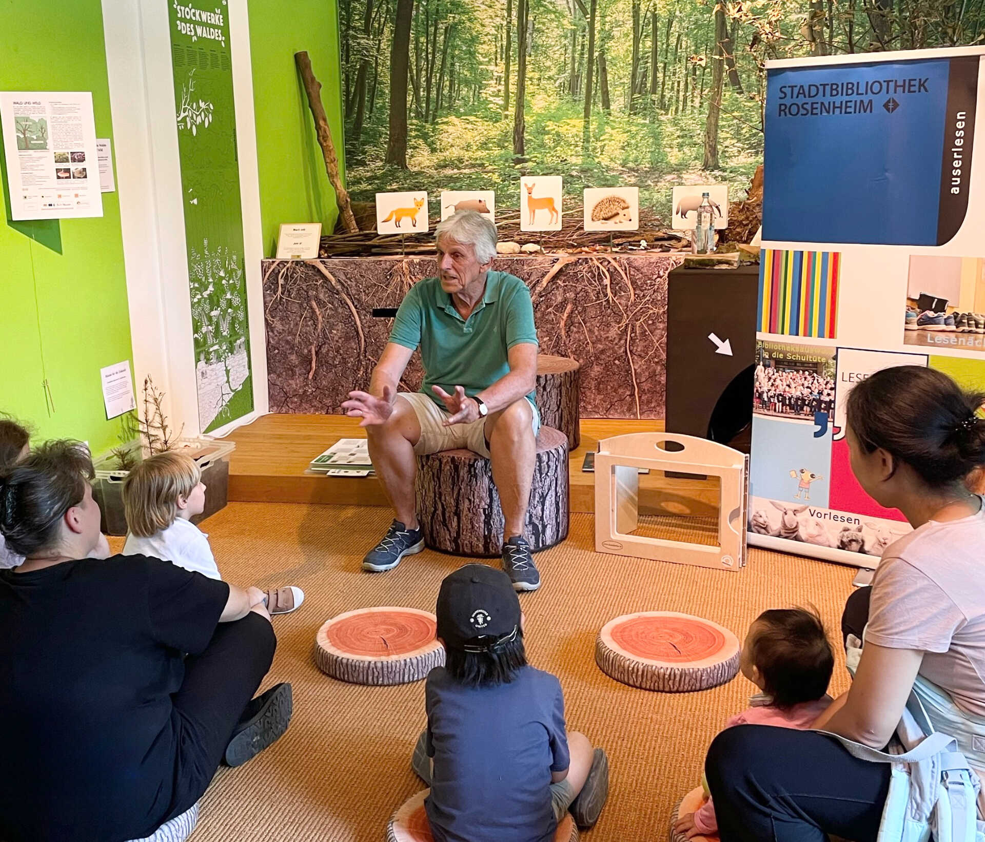 ausstellung_holz_mit_allen_sinnen_entdecken_lesespass_copyright_holztechnisches_museum_01