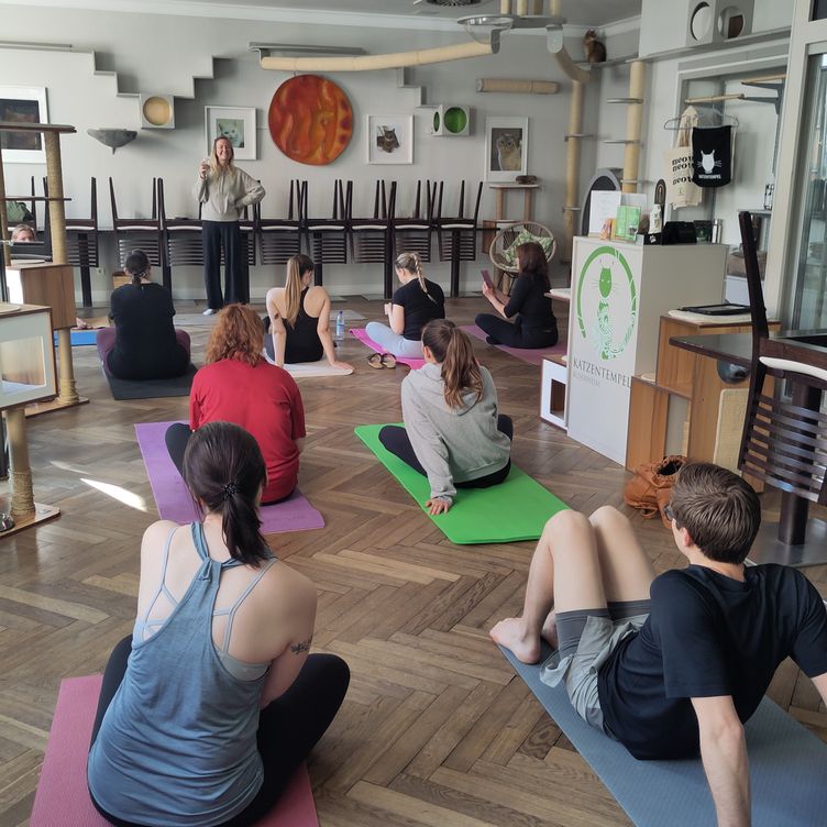 Yoga & Brunch