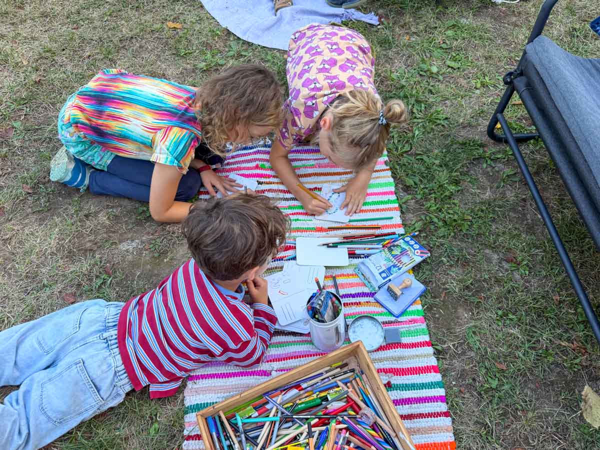 kulturstrand-upcycling-thehummingstrats-hulaboys-credit-stadttipps-08