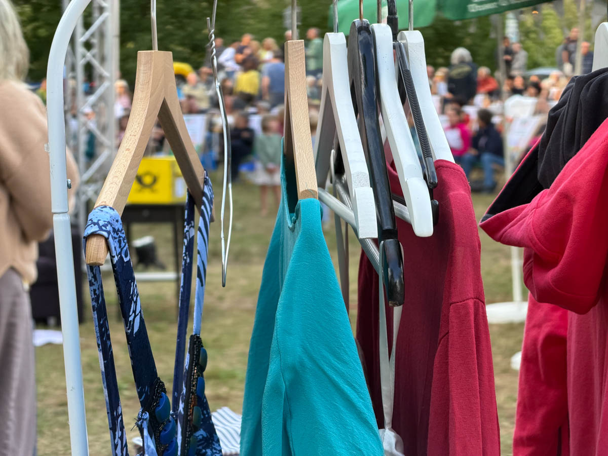 kulturstrand-upcycling-thehummingstrats-hulaboys-credit-stadttipps-27