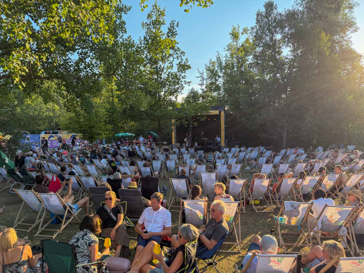 kulturstrand rosenheim kunstverein cafegertraud taxiyeye credit stadttipps 16
