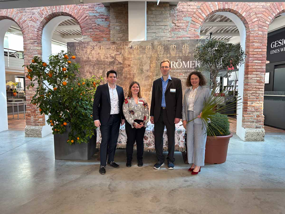 Kuratoren Ausstellung Römer Lokschuppen Rosenheim