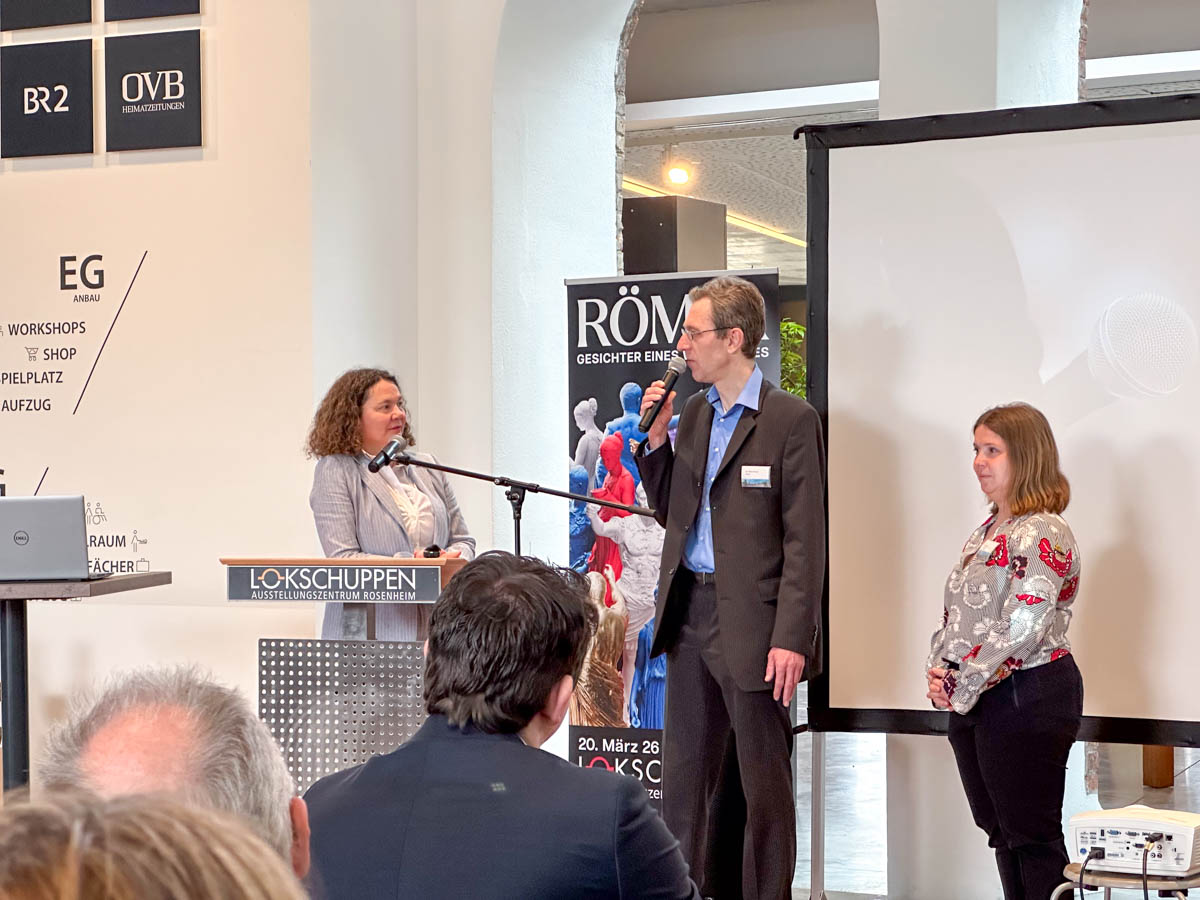 ausstellung roemer presskonferenz lokschuppen credit stadttipps 12