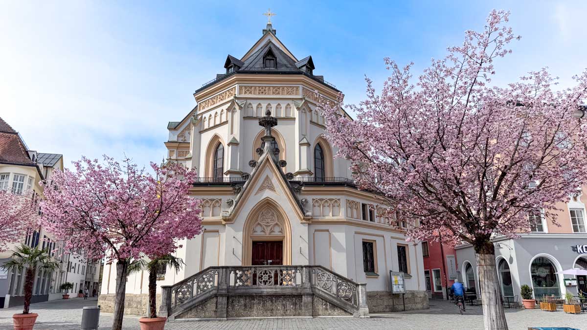 Ludwigsplatz Rosenheim im Frühling