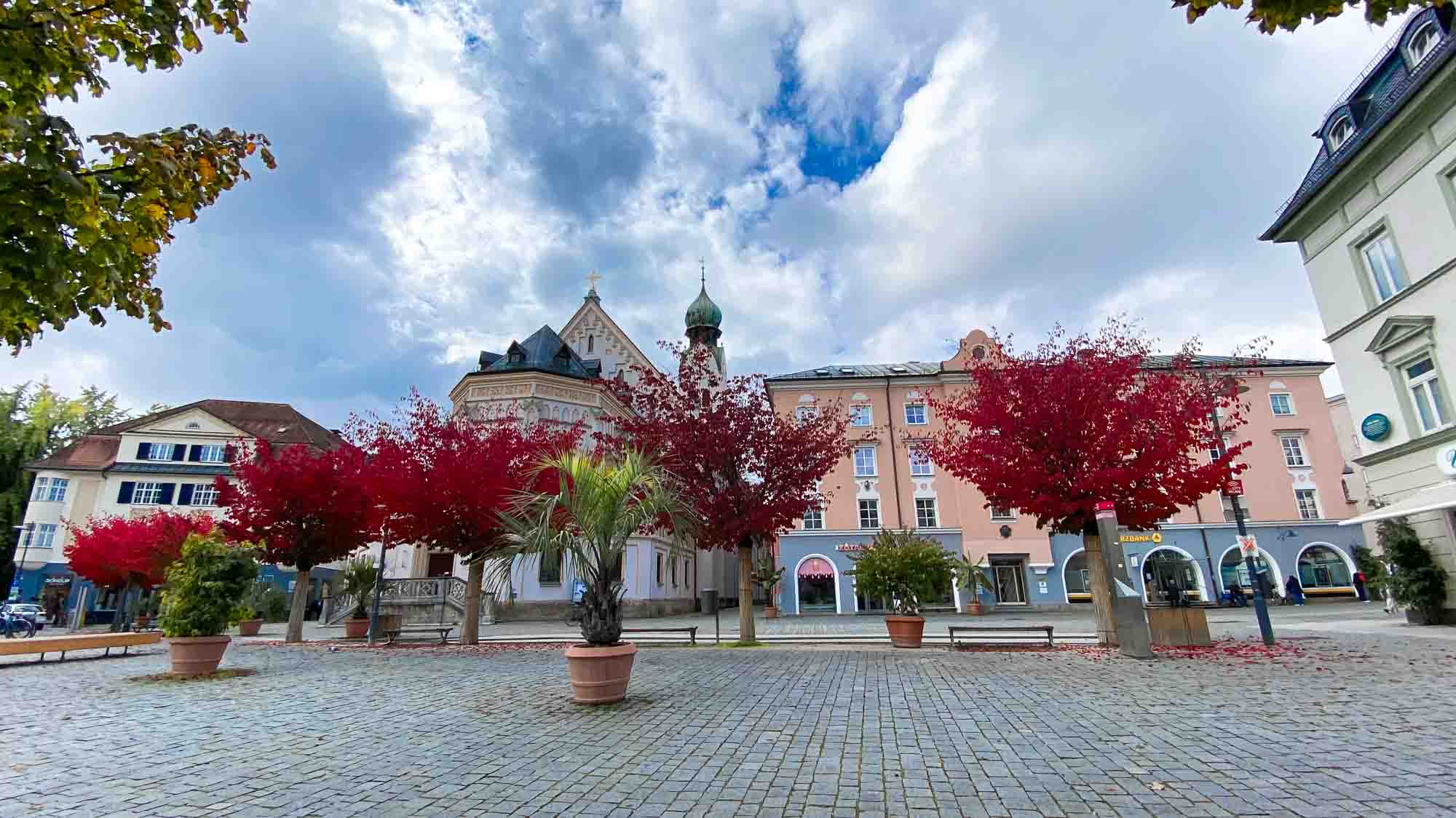 Ludwigsplatz Rosenheim im Herbst