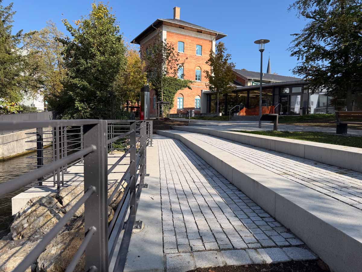 einweihung vorplatz lokschuppen rosenheim credit stadttipps 34