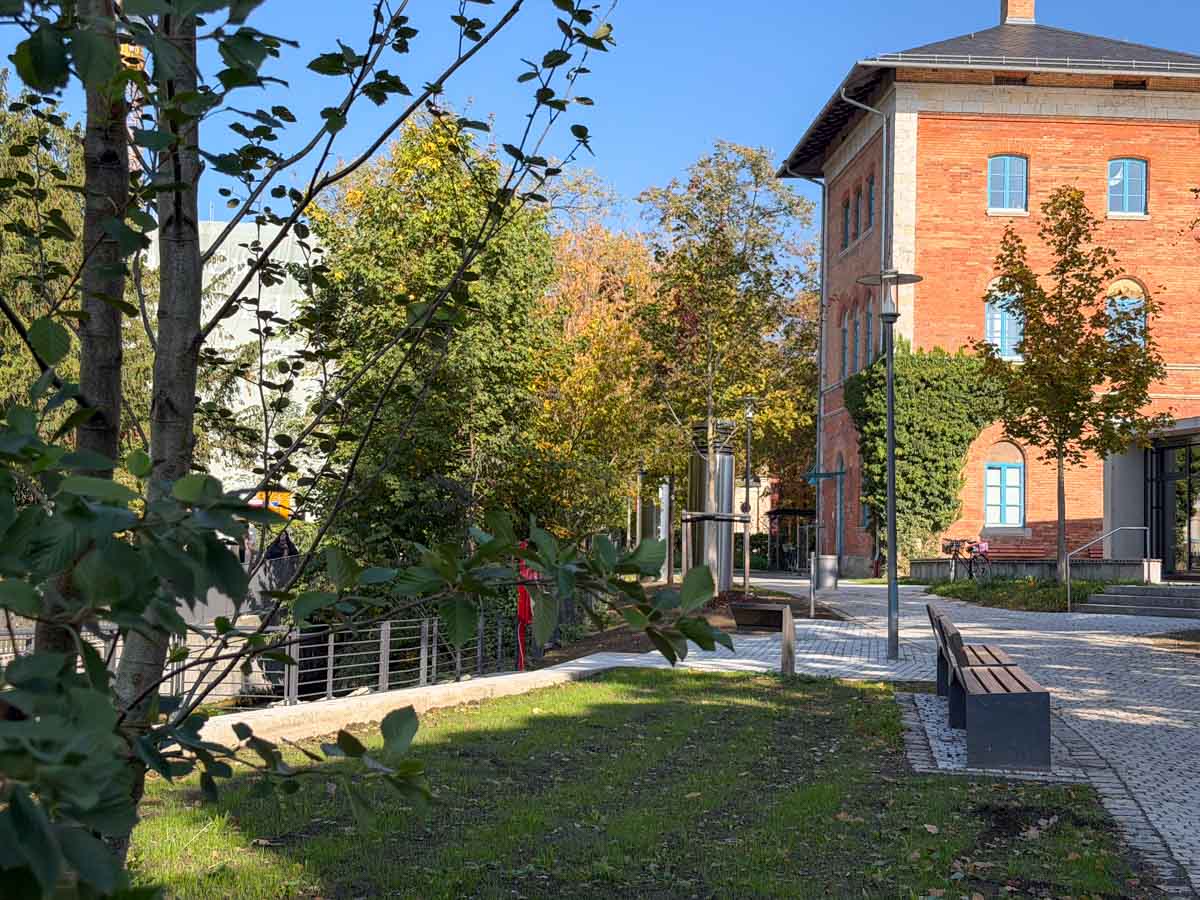 einweihung vorplatz lokschuppen rosenheim credit stadttipps 37