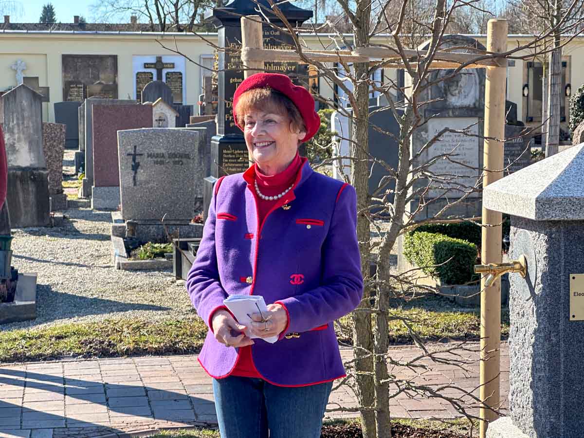 einweihung trinkwasserbrunnen friedhof credit stadttipps rosenheim 01