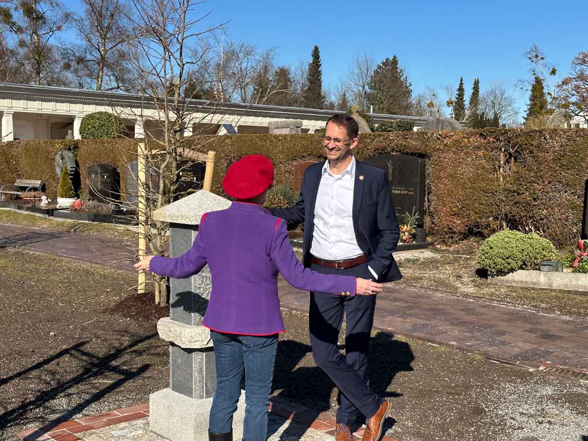 einweihung-trinkwasserbrunnen-friedhof-credit-stadttipps-rosenheim-12