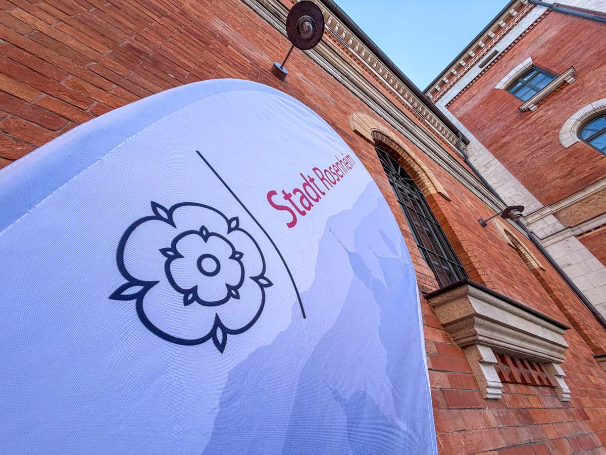 tsv-1860-rosenheim-empfang-rathaus-credit-stadttipps08