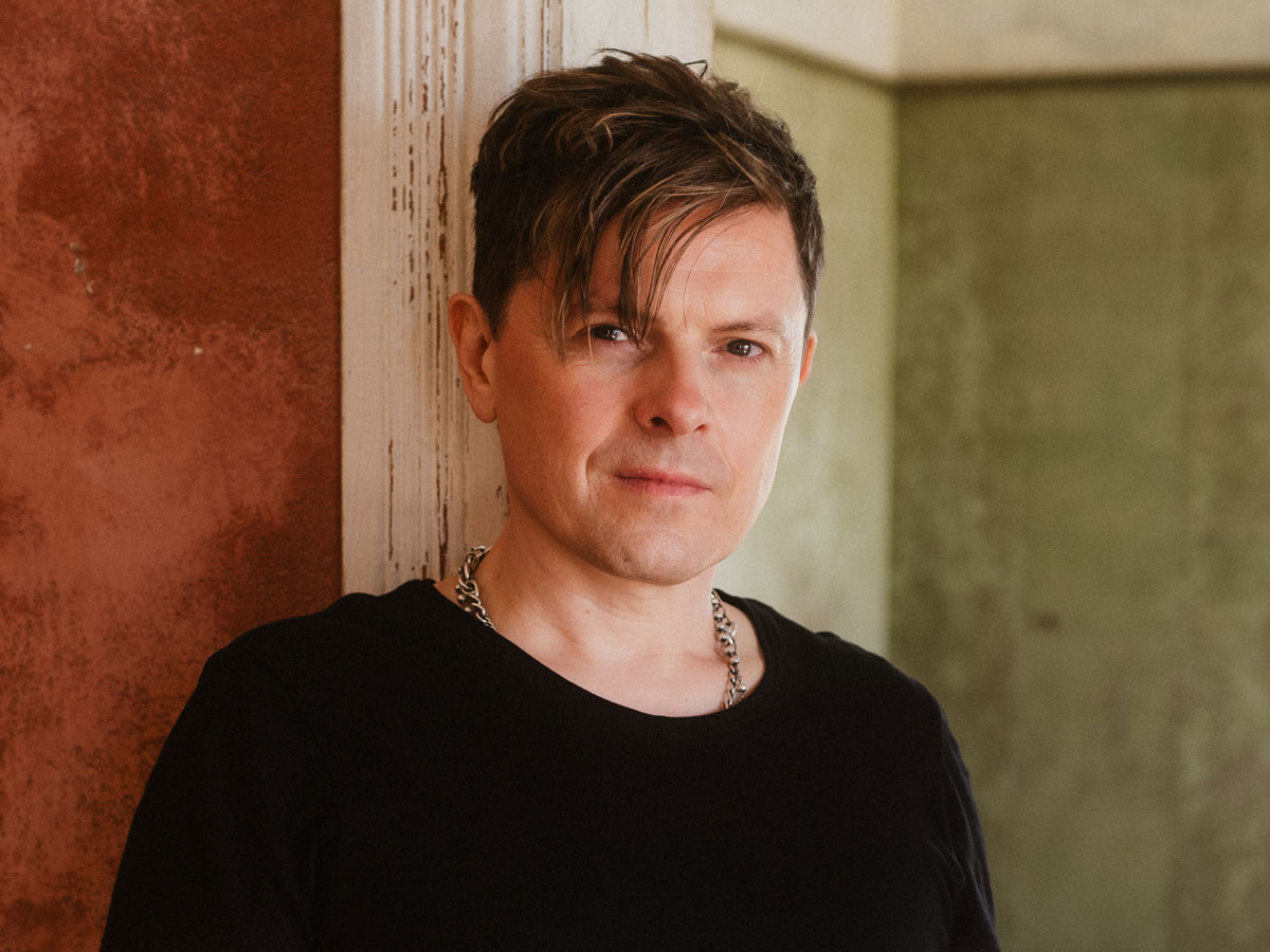 Michael Patrick Kelly spielt im Rahmen der BR Radltour in Rosenheim