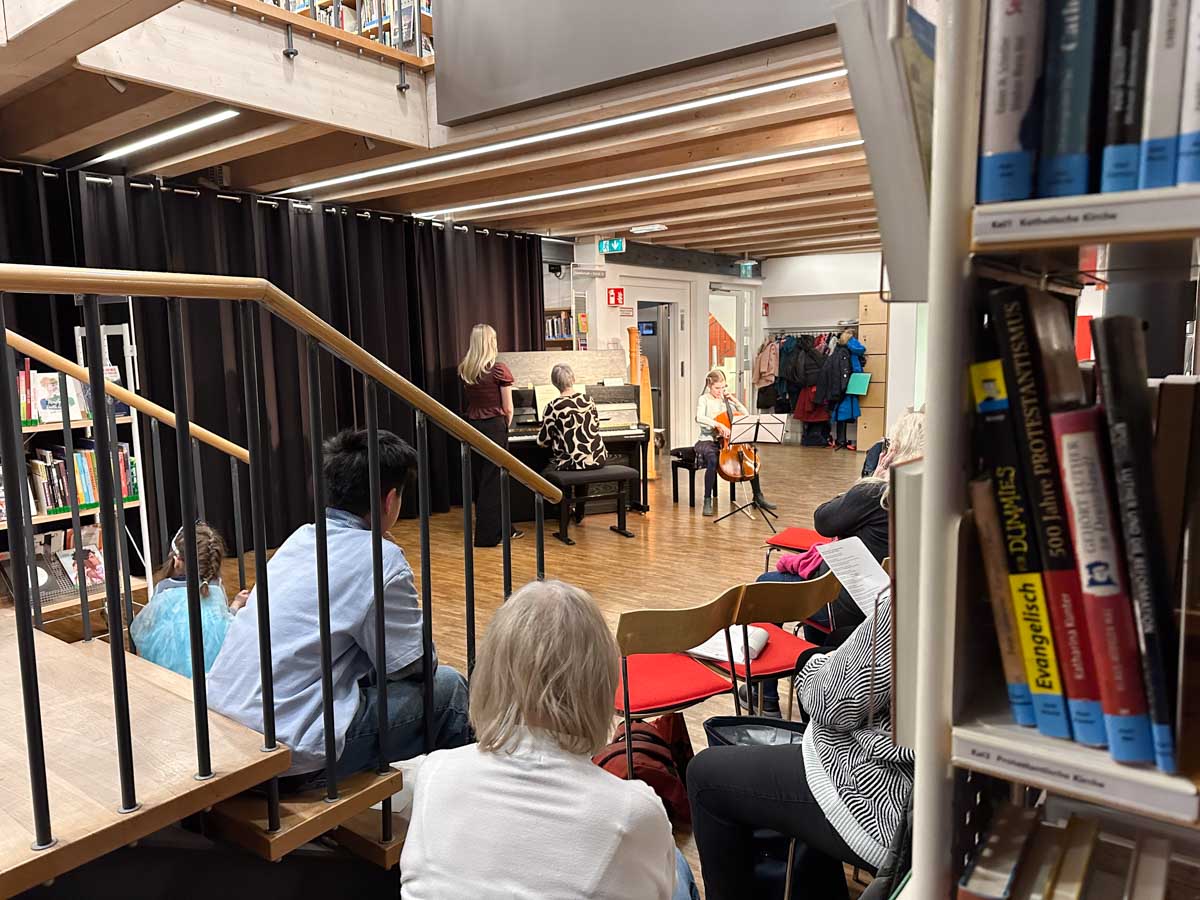 stadtbibliothek musik blaue stunde credit stadttipps rosenheim 02