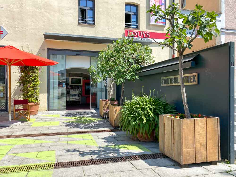 eingang stadtbibliothek rosenheim©stadttipps rosenheim