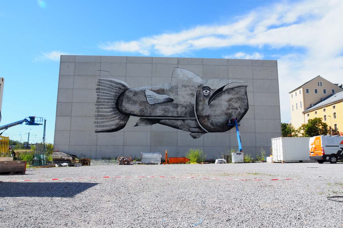 Transit Art Festival Rosenheim - Wand Walfisch-Zeppelin