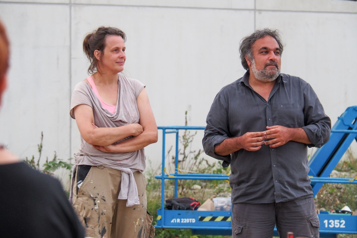 Transit Art Wand Walfisch-Zeppelin, P12 Bahnhof Nord, Künstler Duo Sourati