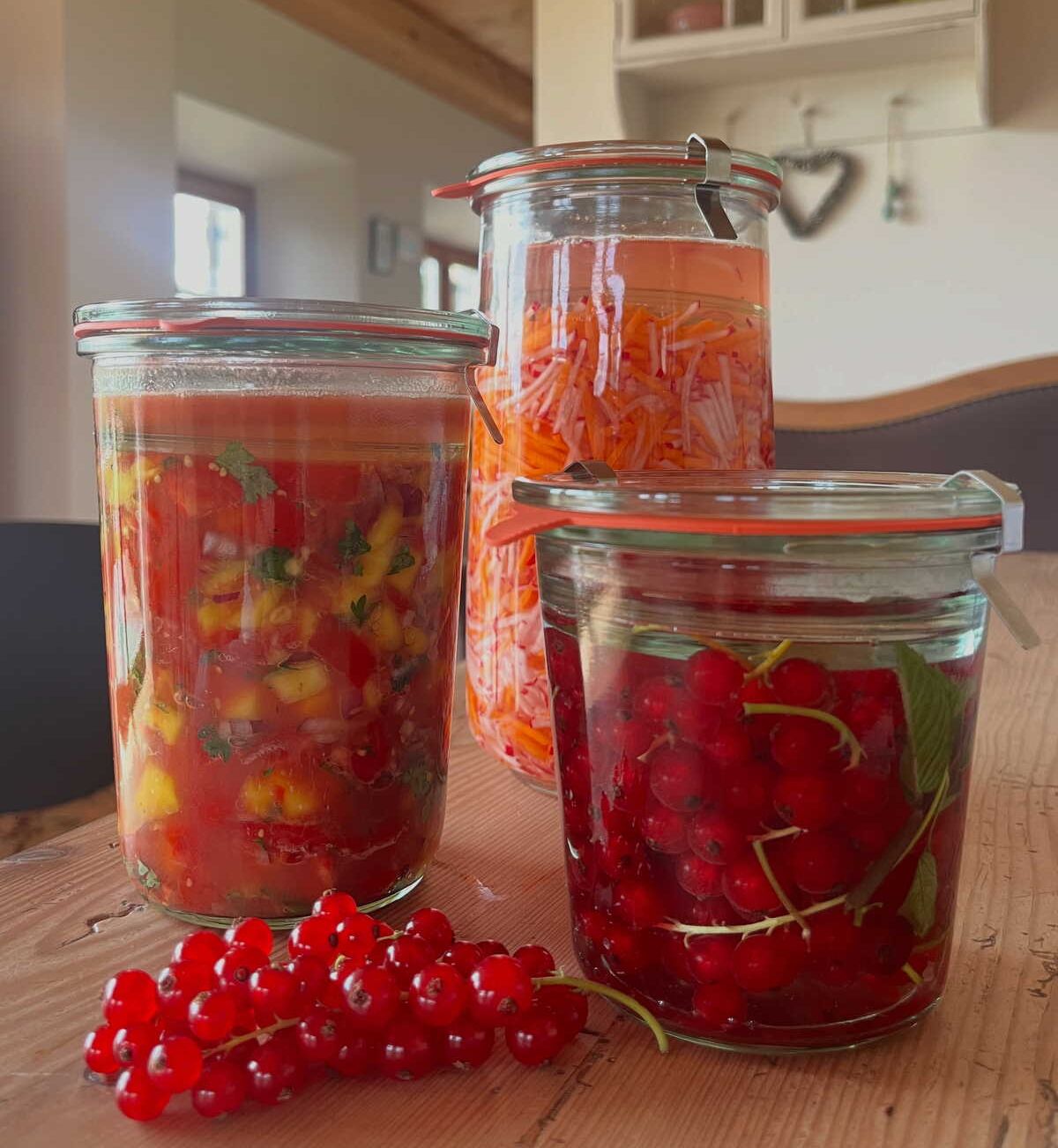 Handwerk verschenken: Fermentieren lernen Seminar bei der Kräutermanufaktur Treffpunkt Grün im Chiemgau