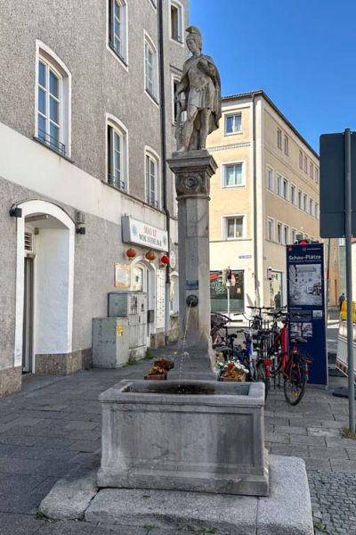 Florani Trinkwasserbrunnen Kaiserstraße 02