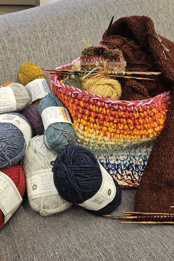 Komme was Wolle: Stricken, Sticken & Häkeln in der Stadtbibliothek