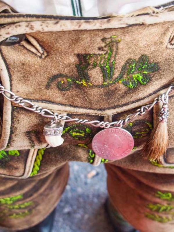Trachten Lederhosen in Rosenheim kaufen