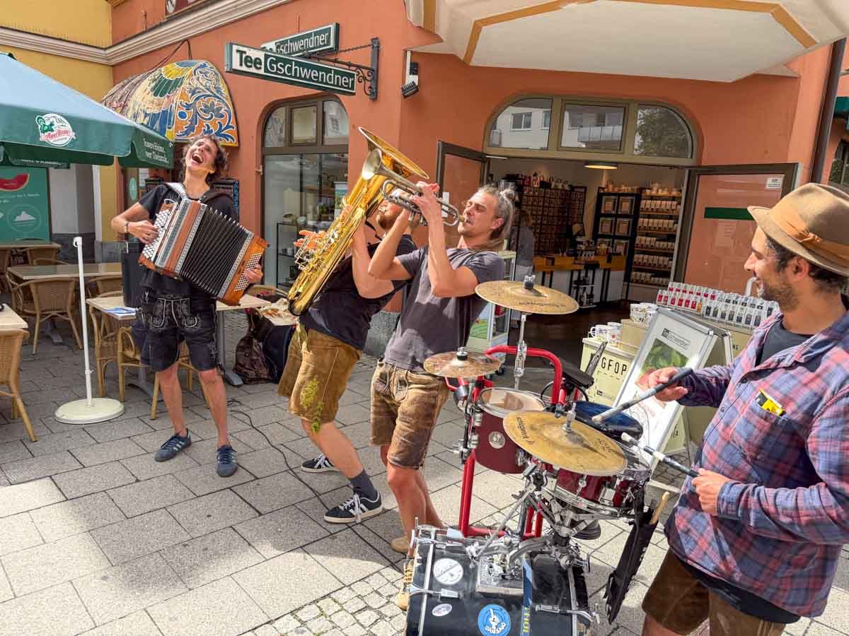 Band "Oansno" beim Innenstadt-Freitag