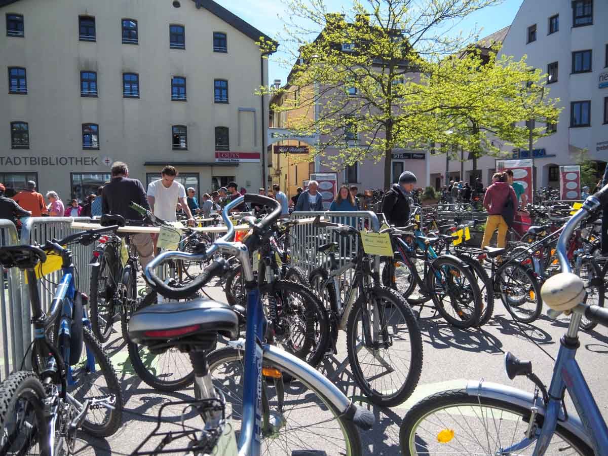 Fahrradbasar: Fahrrad abgeben, Verkauf abwarten, Geld abholen!