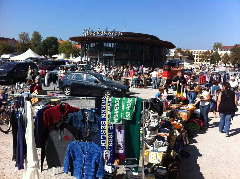 Wasserwacht Flohmarkt Loretowiese Rosenheim
