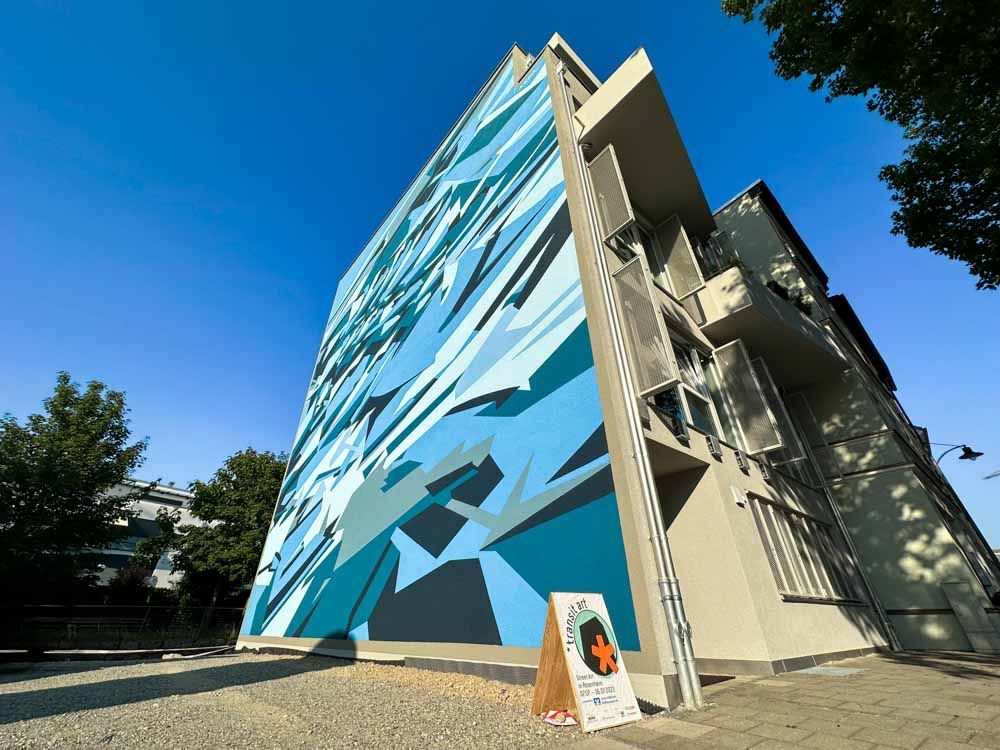 Transit Art Rosenheim - Wand Kera