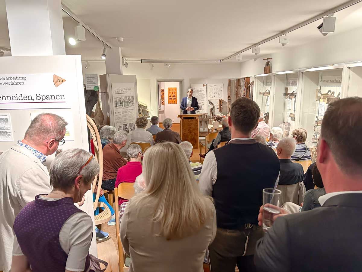 Eröffnung Ausstellung »Holzverbindungen« im Holztechnischen Museum