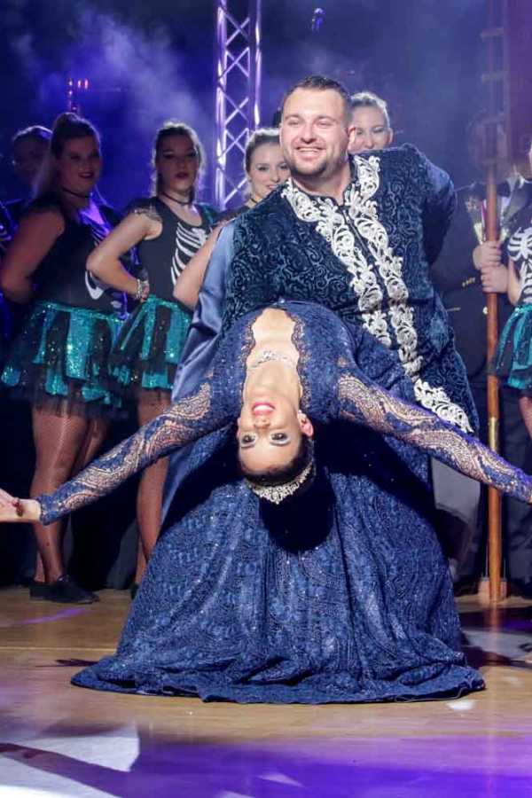 Stadt- und Landball im KU'KO