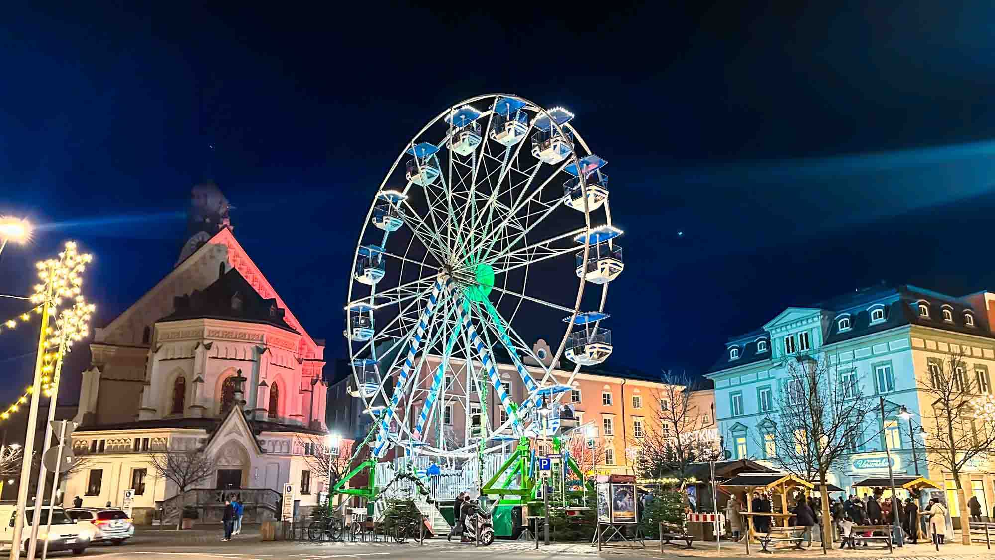 christkindlmarkt-riesenrad-ludwigsplatz-credit-stadttipps-rosenheim