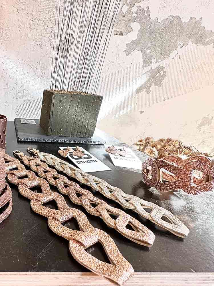 Glitzer-Lederarmband roségold und silber erhältlich im Mitter Store