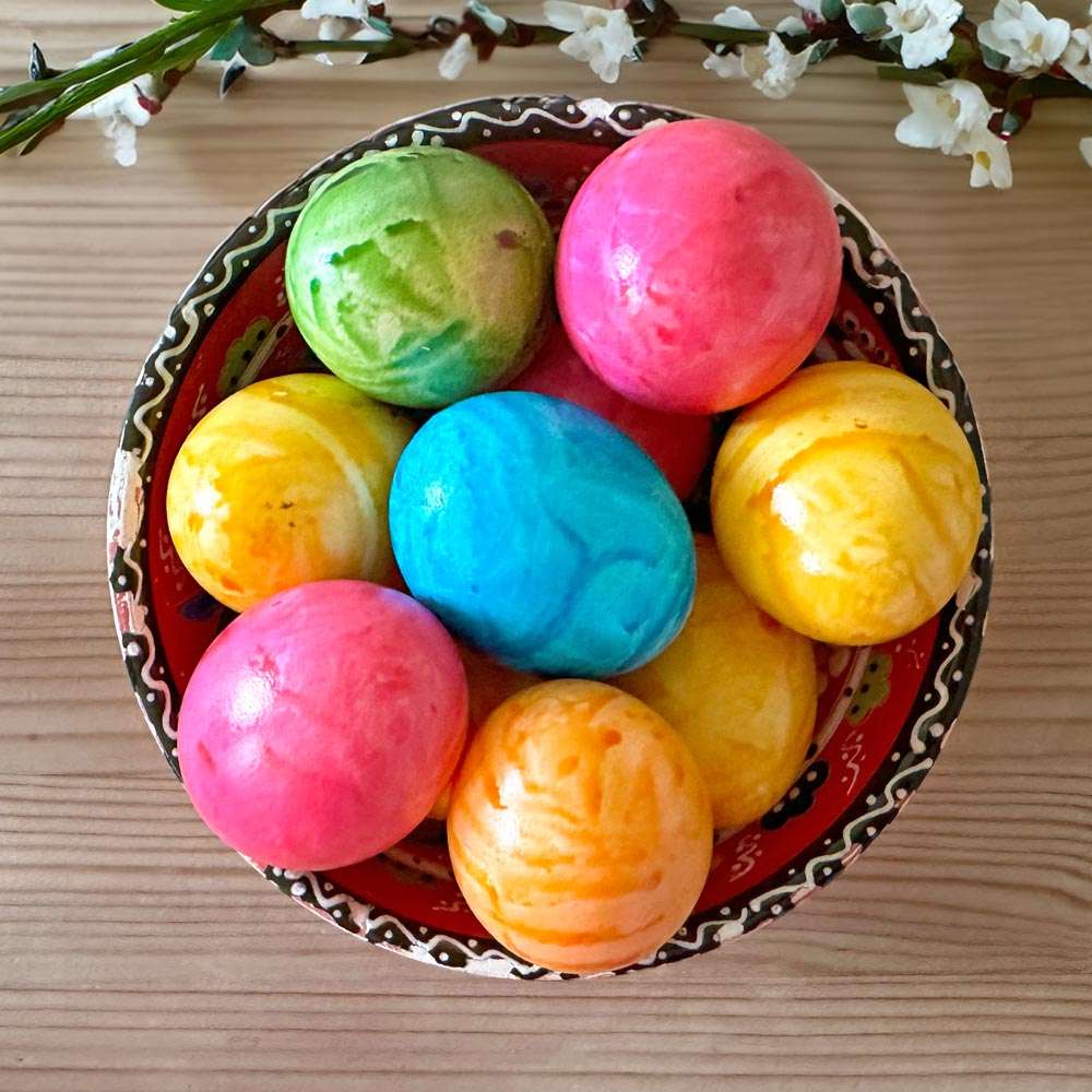 Die Erzählung warum es zu Ostern bunte Eier gibt