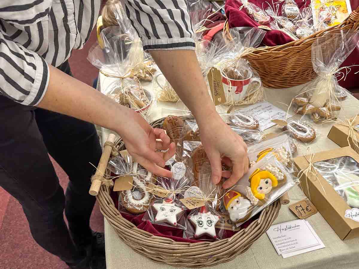 stadtbibliothek-weihnachtsmarkt-credit-stadttipps-rosenheim-39