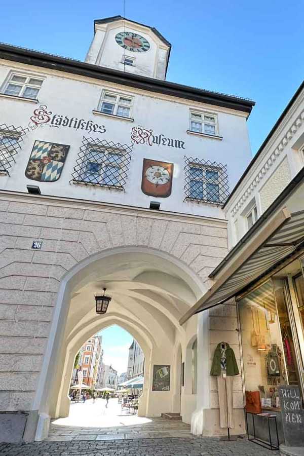 »Museum Schätze und Stadt Geschichten«