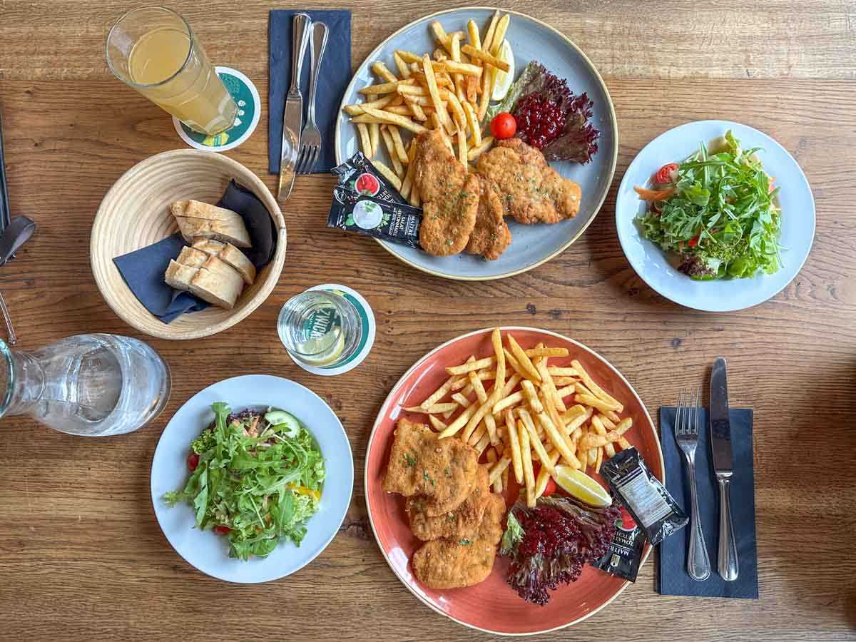 Schnitzel-Liebe & Tiramisu-Glück im RIZZ