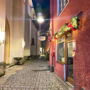 Abendspaziergang über den Christkindlmarkt Rosenheim 04
