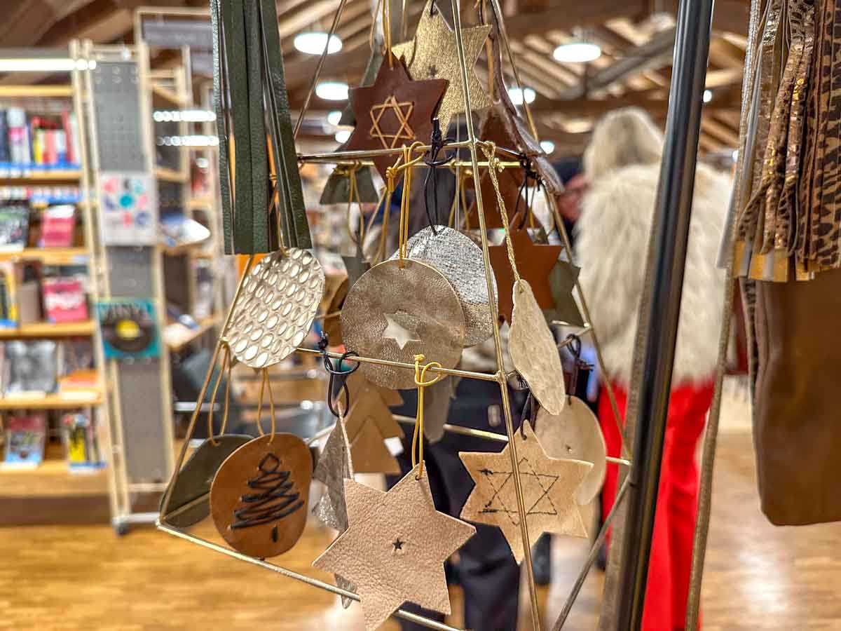stadtbibliothek-weihnachtsmarkt-credit-stadttipps-rosenheim-84