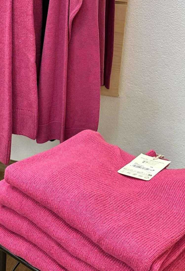 Ein Geschenk wie eine Umarmung: Warmer Strickpullover