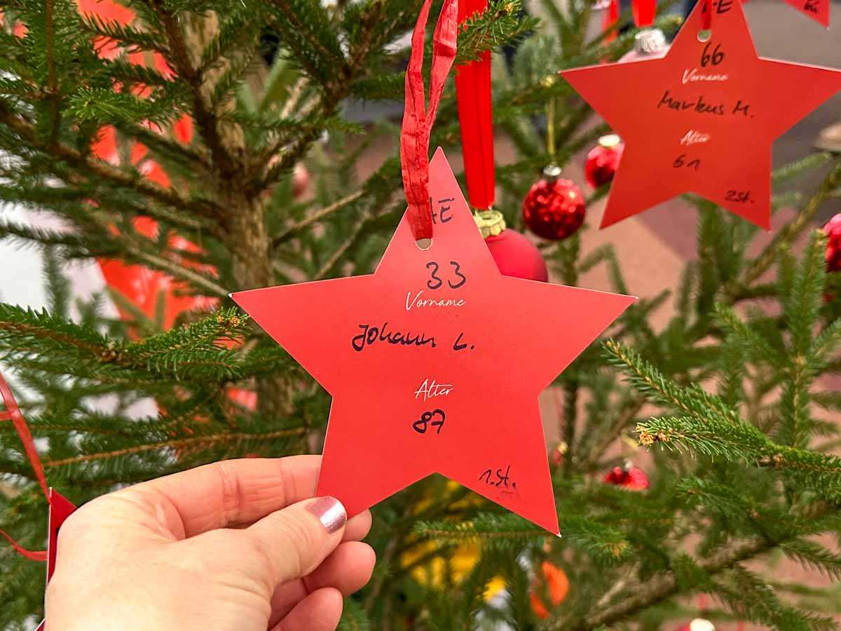 stadtbibliothek-weihnachtsmarkt-credit-stadttipps-rosenheim-48