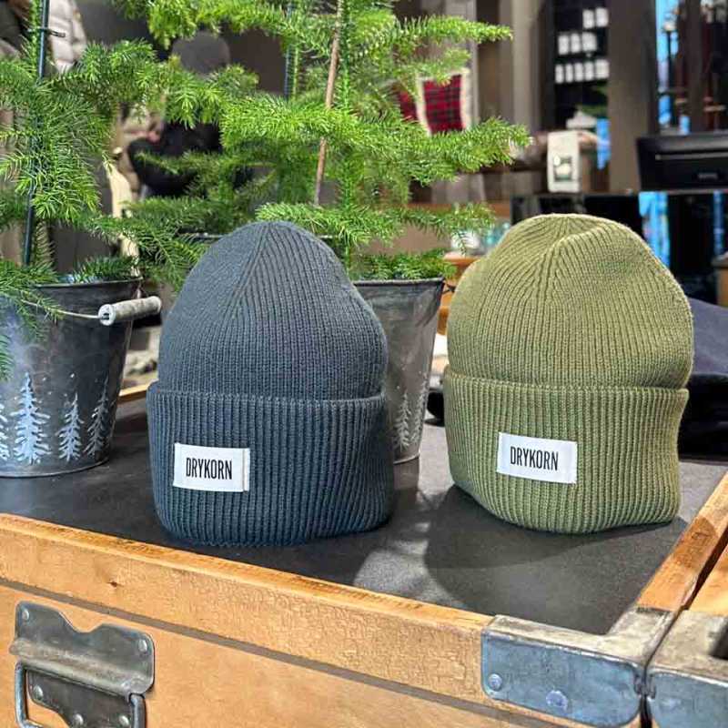 Cool & warm: Woll-Beanies von Drykorn. Erhältlich bei Böck in Rosenheim.