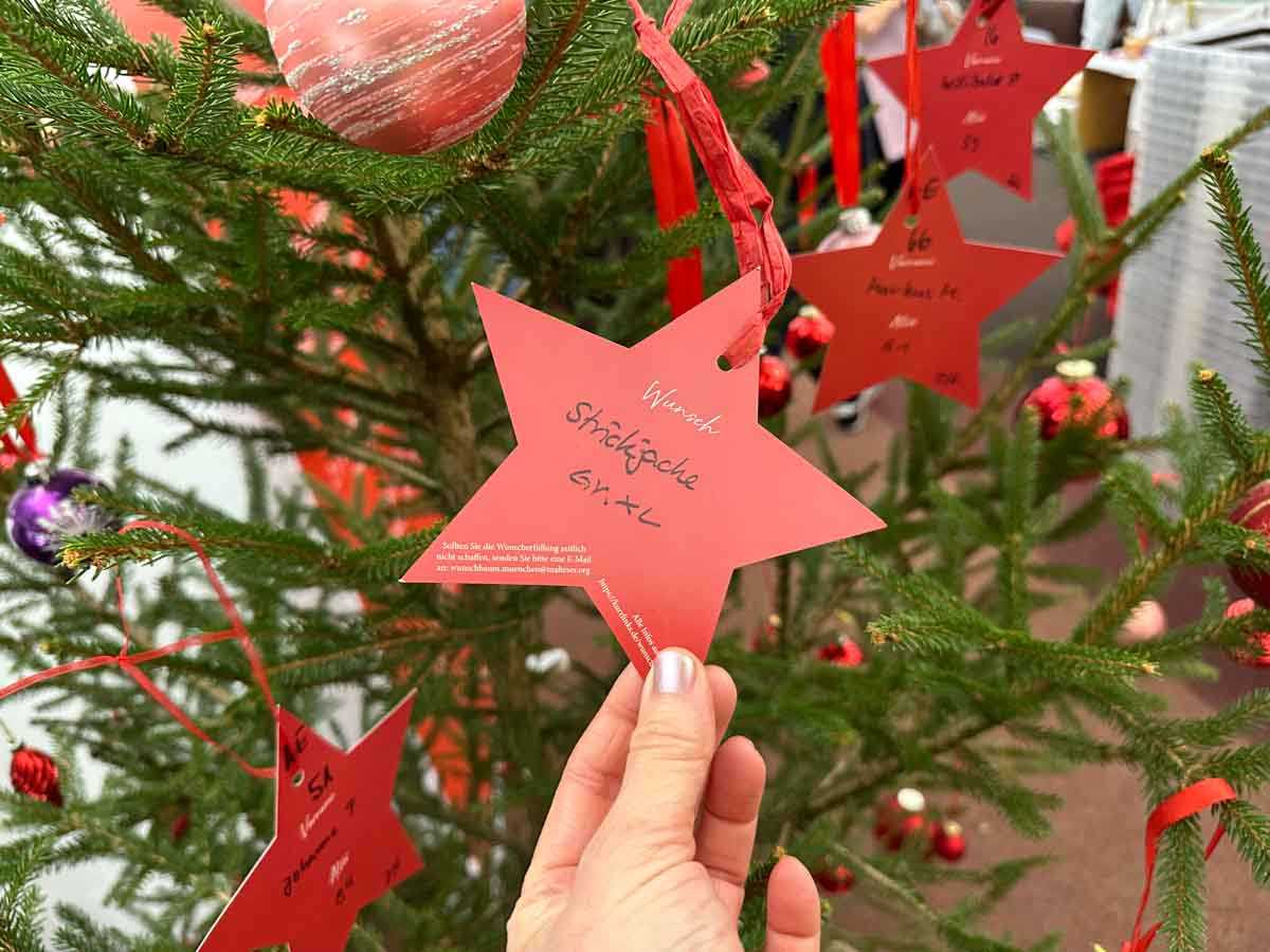 stadtbibliothek-weihnachtsmarkt-credit-stadttipps-rosenheim-49