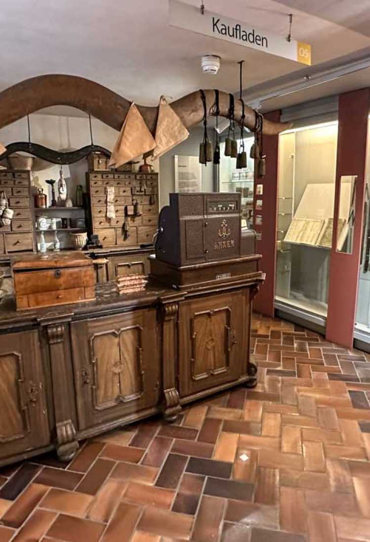 Ausstellungsbesuch oder Workshop im Städtischen Museum verschenken